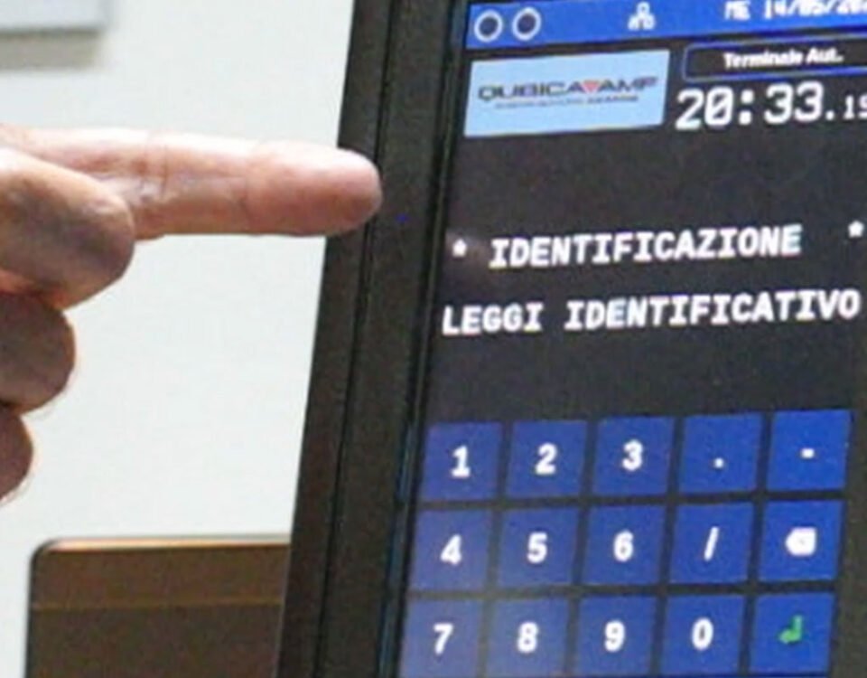 sistema raccolta dati controllo produzione